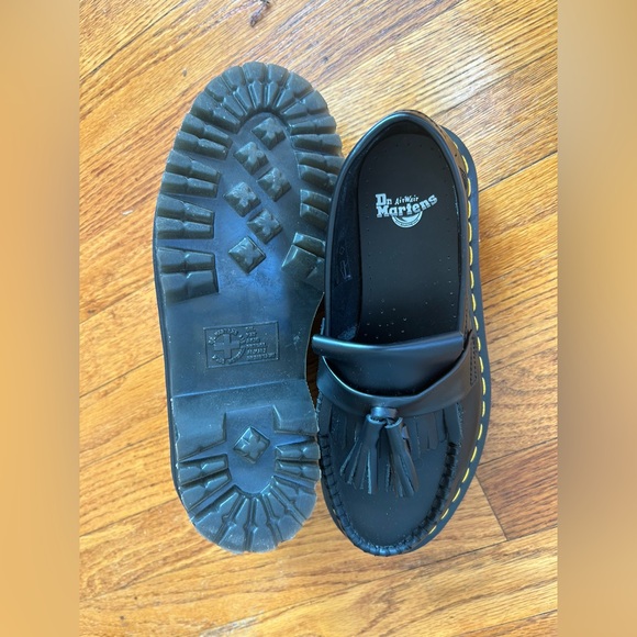 Dr. Martens Black Loafers - Women’s 7 - Picture 6 of 8